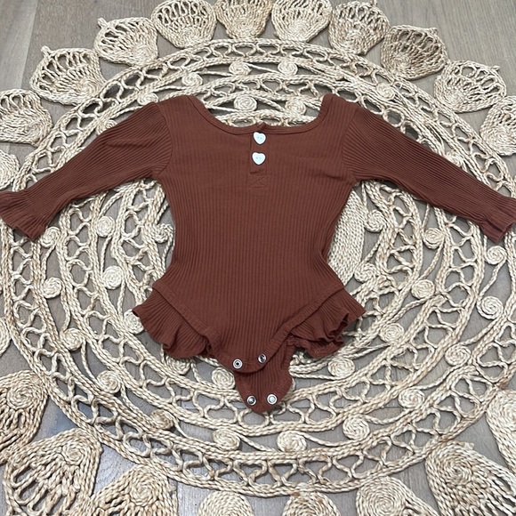 Brown & Tan Long Sleeve Onesies - Picture 3 of 6